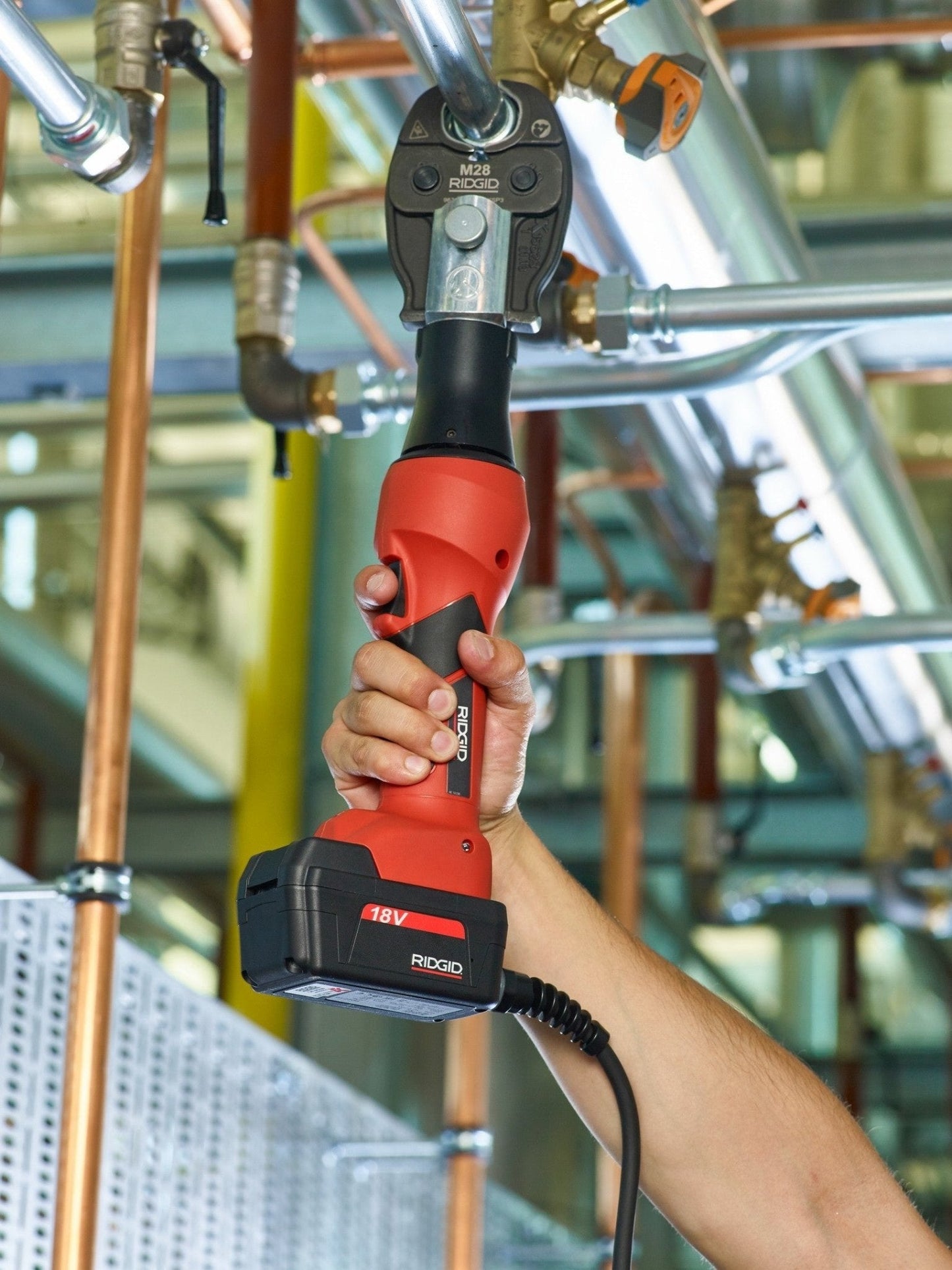 RIDGID RP219 19 kN Compact Press Tool Kit with M Jaws (15–22–28mm)